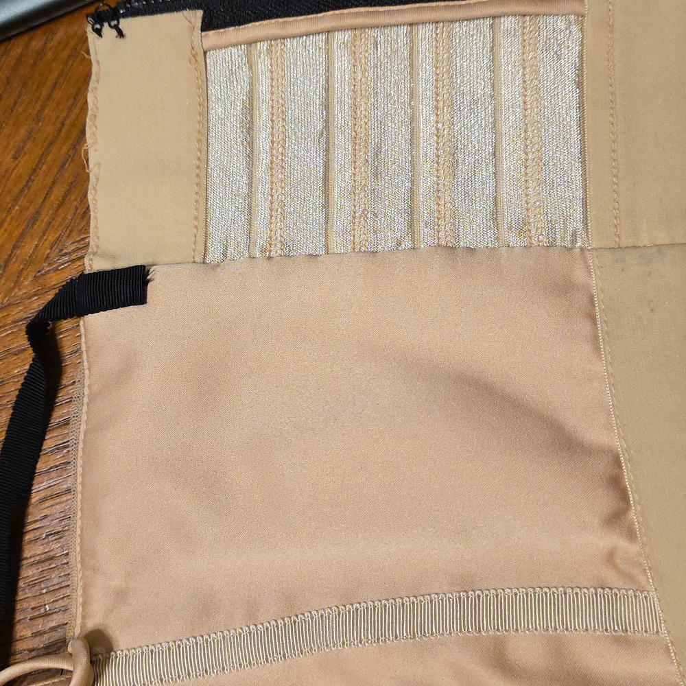 Alice + Olivia Dania Ruched Bustier, Sz 2 - Picture 9 of 15
